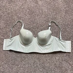 NEW Shimmering mint green bra